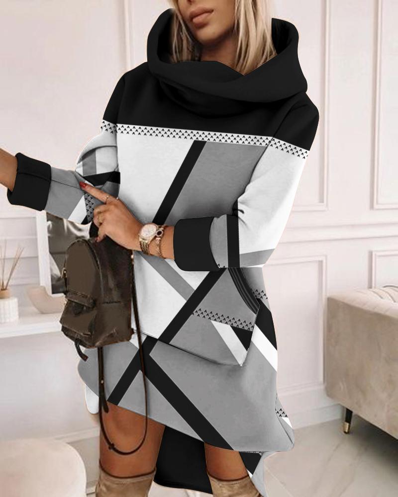 

Geometric Print Long Sleeve Sweatshirt Dress, Black