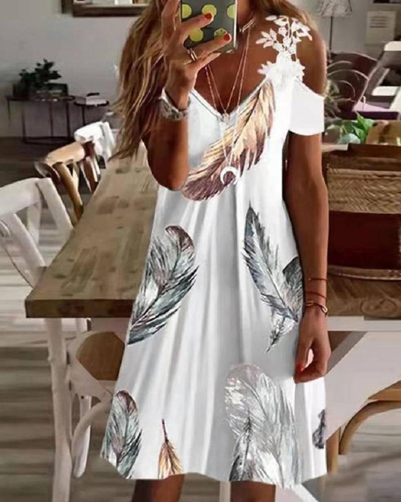 

Feather Print Contrast Lace Cold Shoulder Casual Dress, White