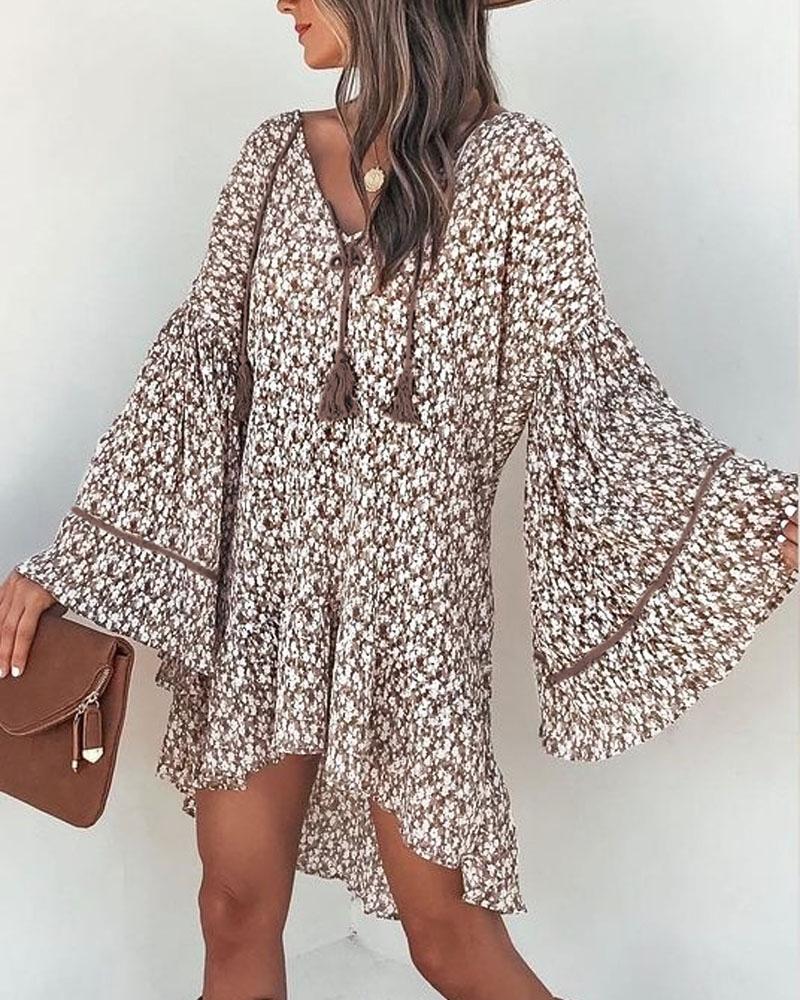 Ditsy Floral Print Bell Sleeve Tassel Swing Dress