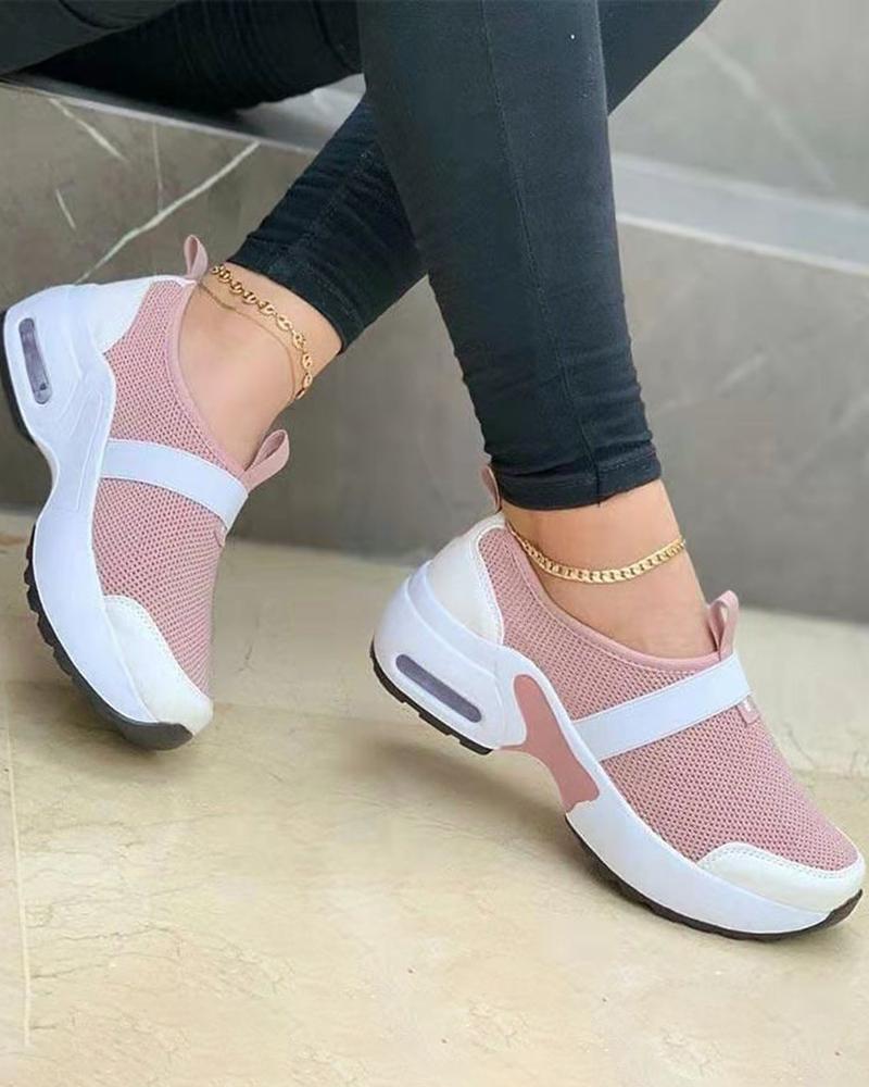 

Contrast Paneled Slip On Sneakers, Pink
