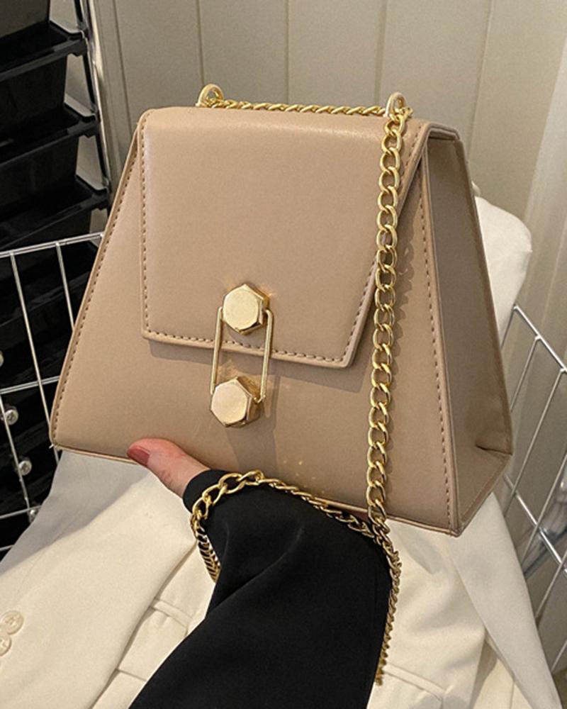 

Chain Strap Trapezoidal Flap Crossbody Bag, Khaki