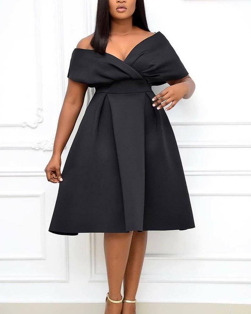 

Solid Skinny Waist A-line Dress, Black