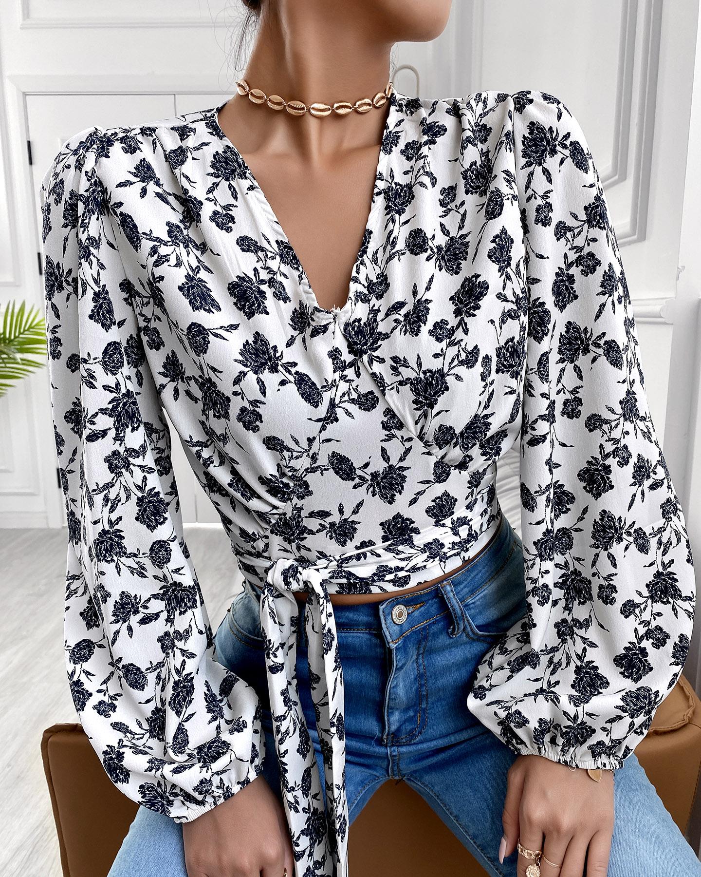 

Floral Pattern Lantern Sleeve Tied Detail Top, Apricot