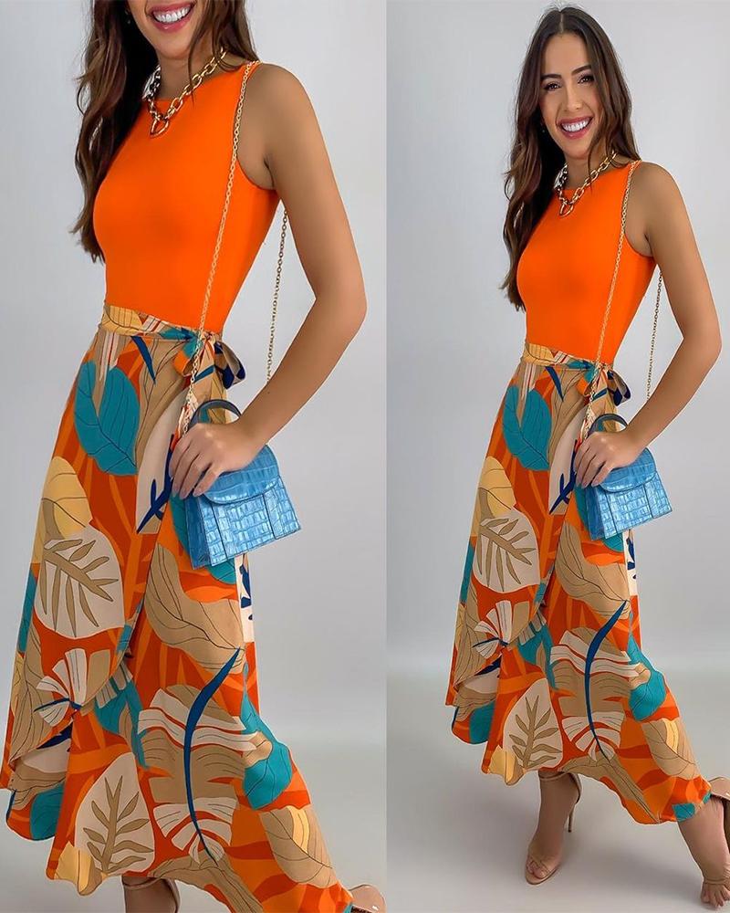 

Plain Top & Leaf Print Skirt Sets, Blue