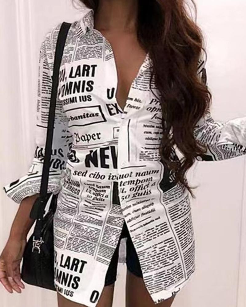 

Newspaper Print Long Sleeve Button Down Shirt, Blackwhite