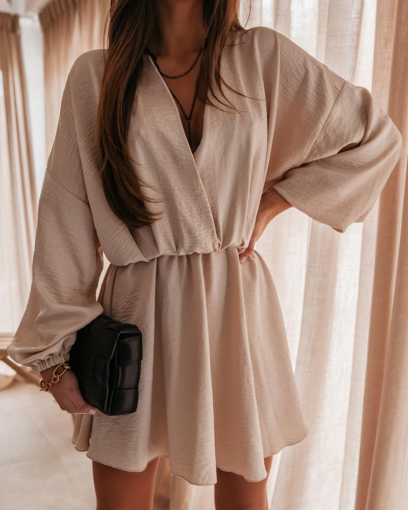 

Lantern Sleeve Plunge Ruched Casual Dress, Khaki