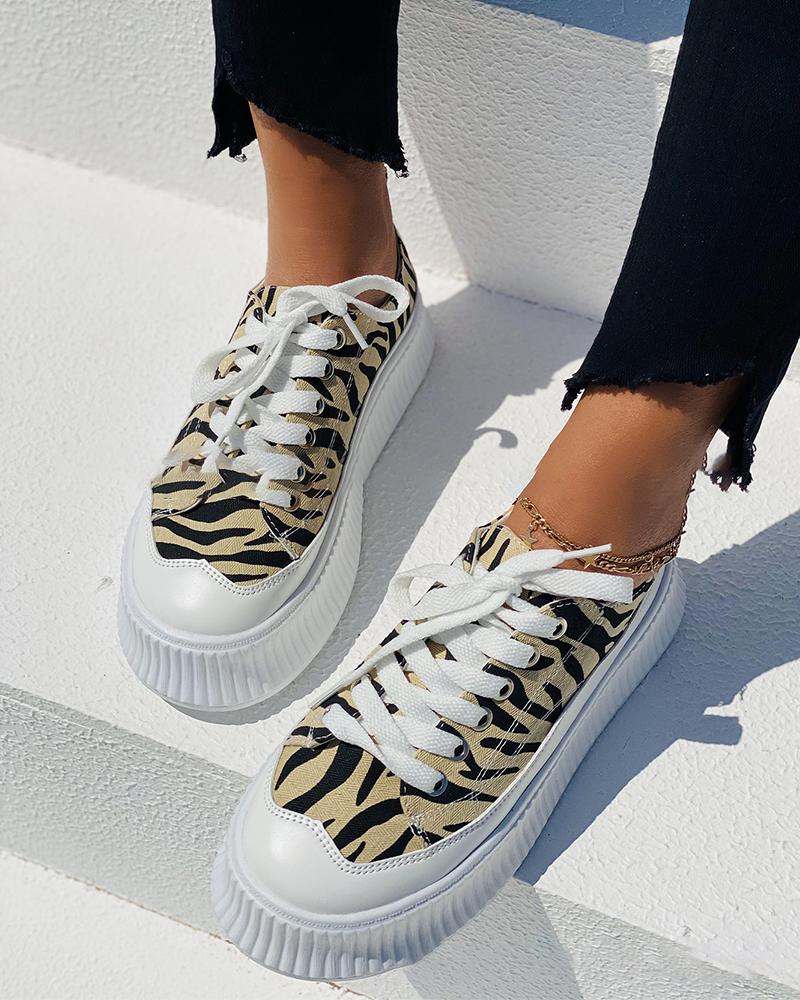 

Round-toe Zebra Stripe Lace-up Platform Sneakers, Yellow