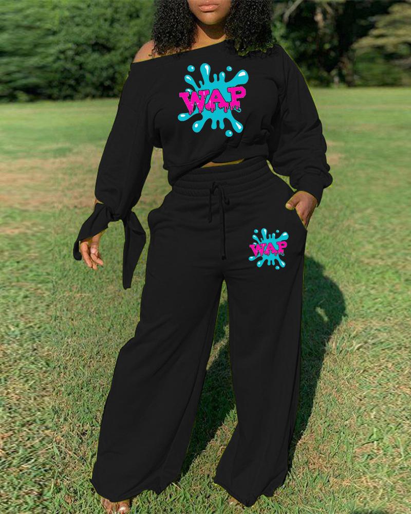 

Letter Cartoon Print Top & Wide Leg Pants Set, Black