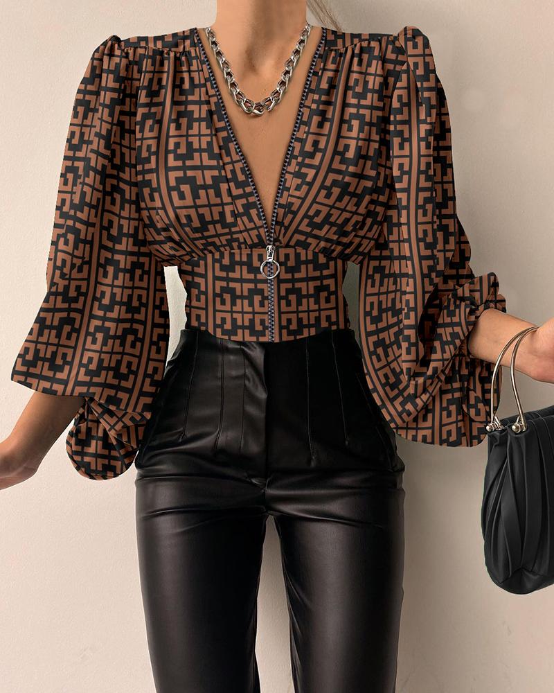 

Geo Print Zip Front Puff Lantern Sleeve Top, Black