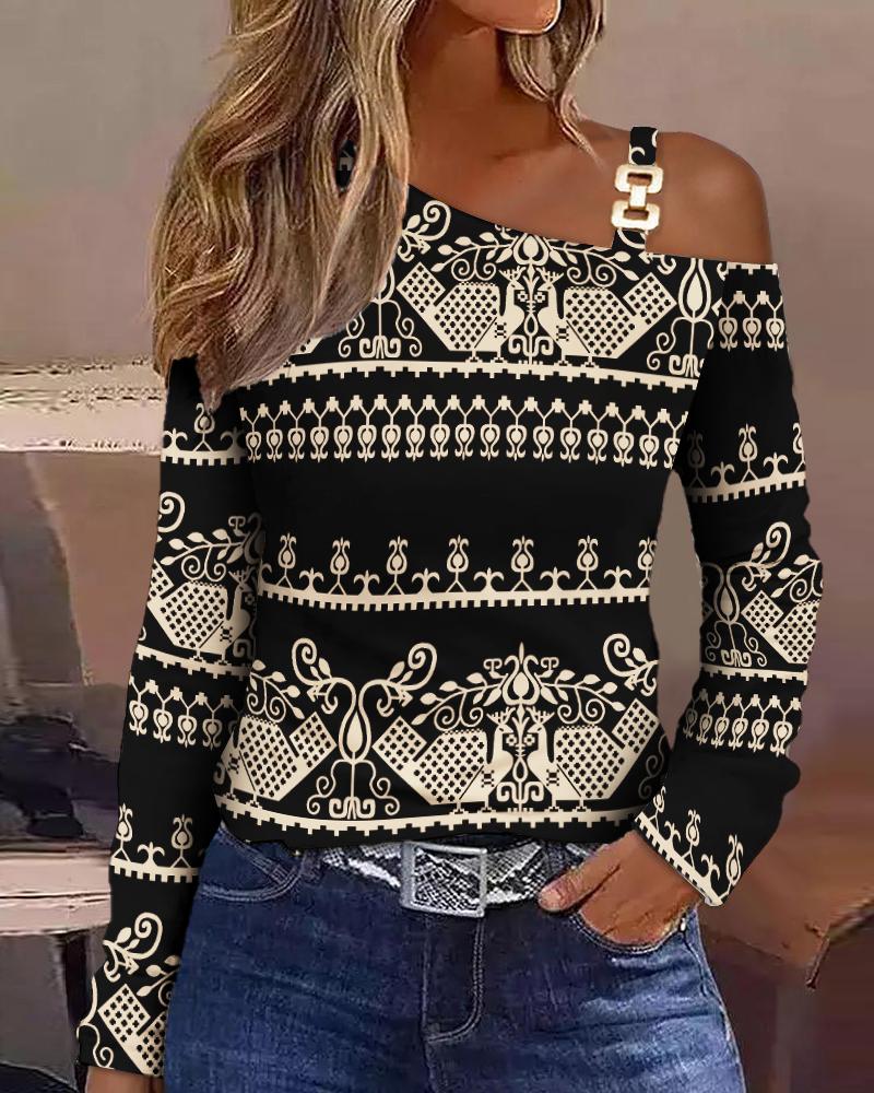

Tribal Print Cold Shoulder Top, Black