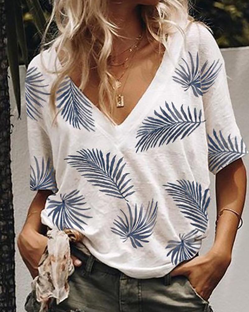 

Leaf Print V-Neck Half Sleeve Casual T-shirt, White
