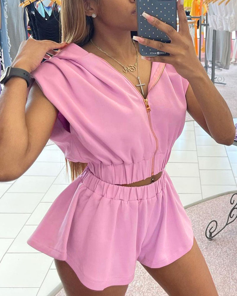 

Zip Up Hooded Crop Top & Ruffle Hem Shorts Set, Pink