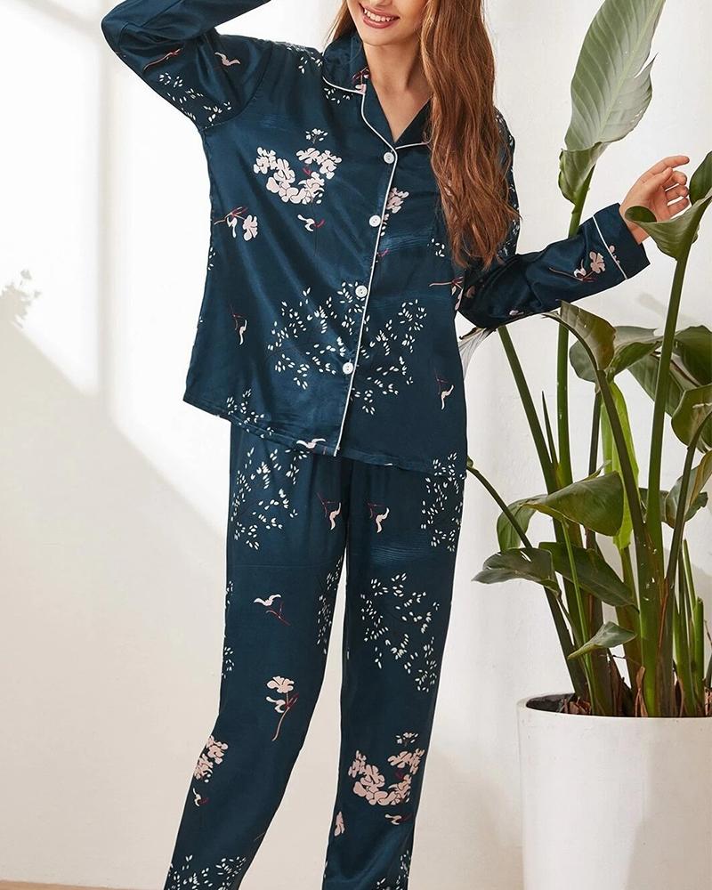 

Floral / Polkadot Print Button Design Satin Pajamas Set, Purplish blue