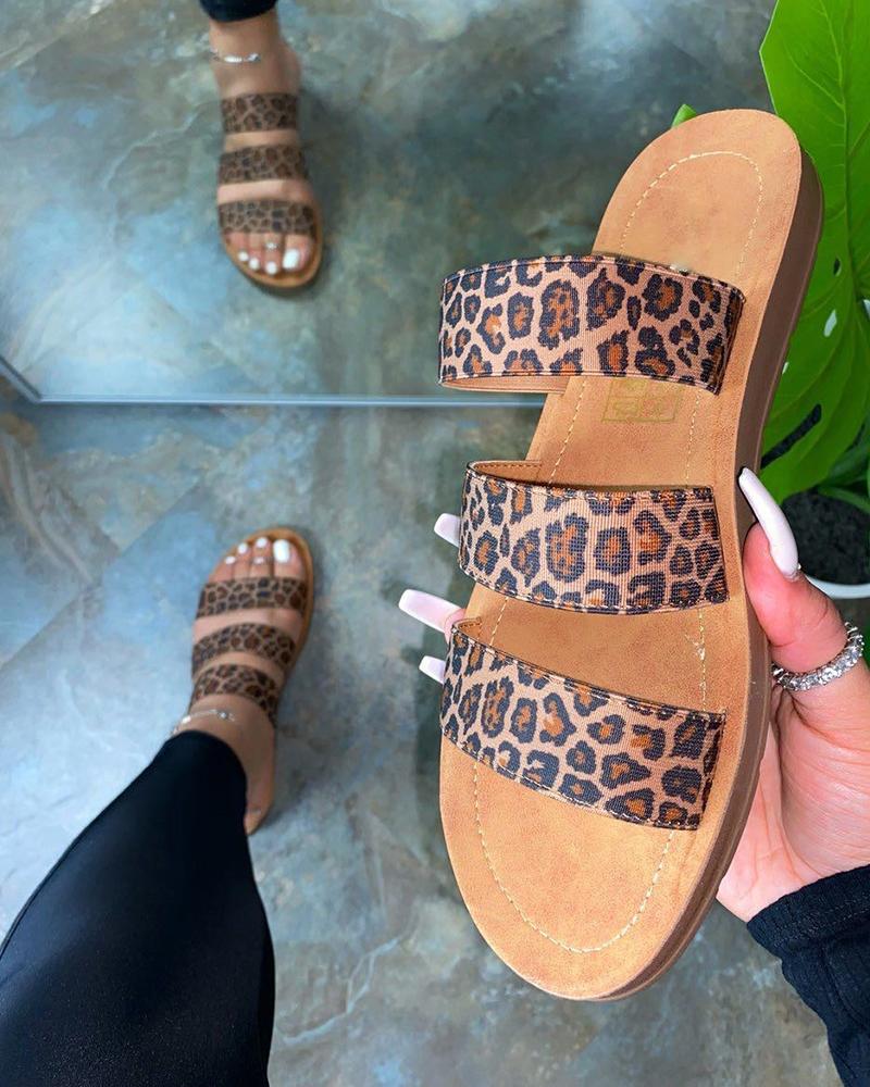 

Open Toe Hollow Beach Sandals, Leopard