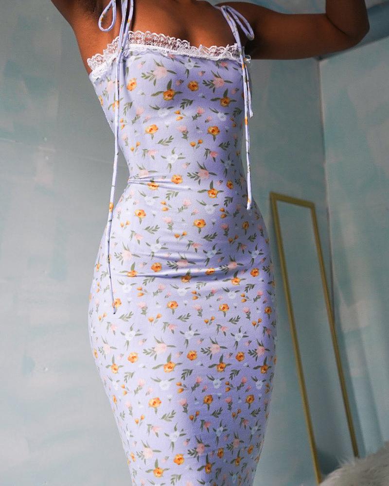 

Ditsy Flora Print Tied Detail Lace Trim Dress, Light purple