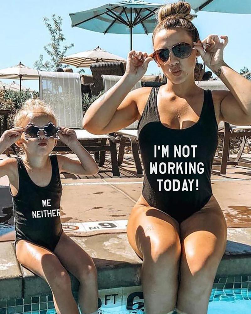

Mommy & me Letter Print U-Neck One Piece Swimsuit For Mom, Black