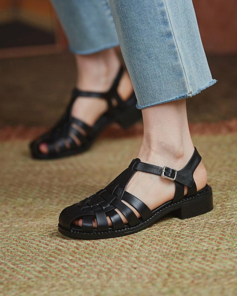

Rome Style Round-toe Solid Color Hollow-out Flat Sandals, Black