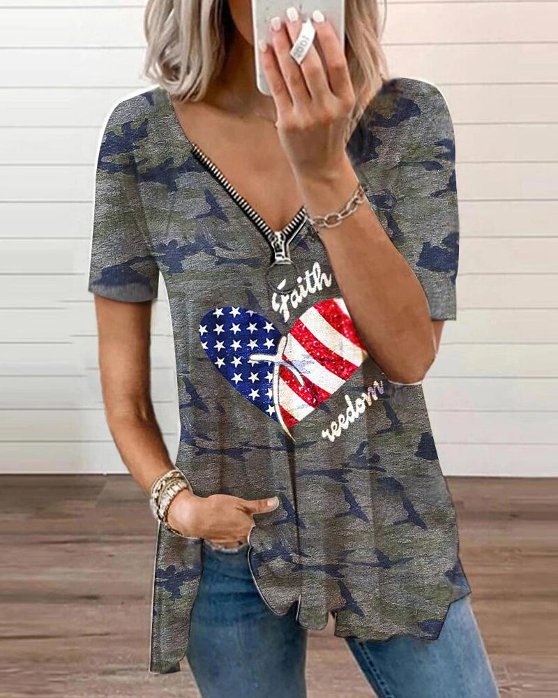 

Independent Day Camouflage Heart Flag Print Zip Front Top, Gray