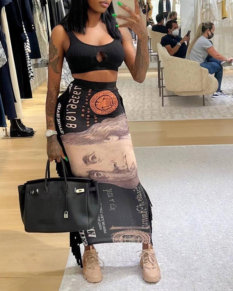 

Cutout Crop Tank Top & Graphic Print Tassel Trim Skirt Set, Black