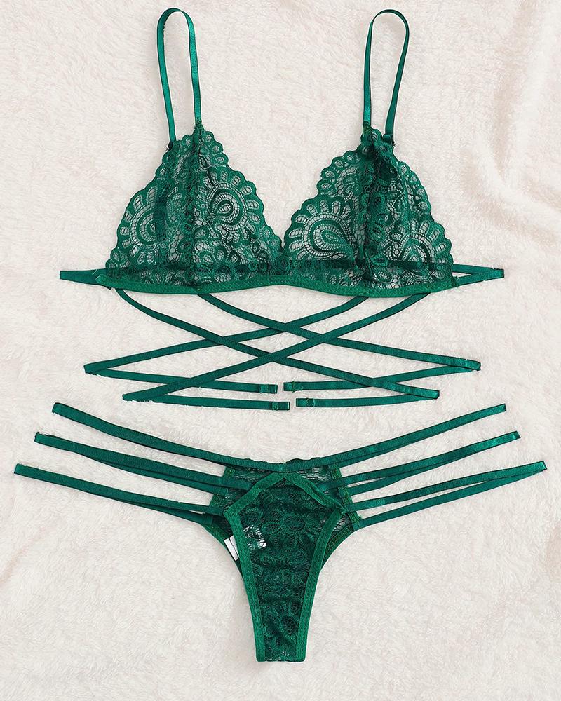 

Eyelet Lace Triangle Bra Set, Green