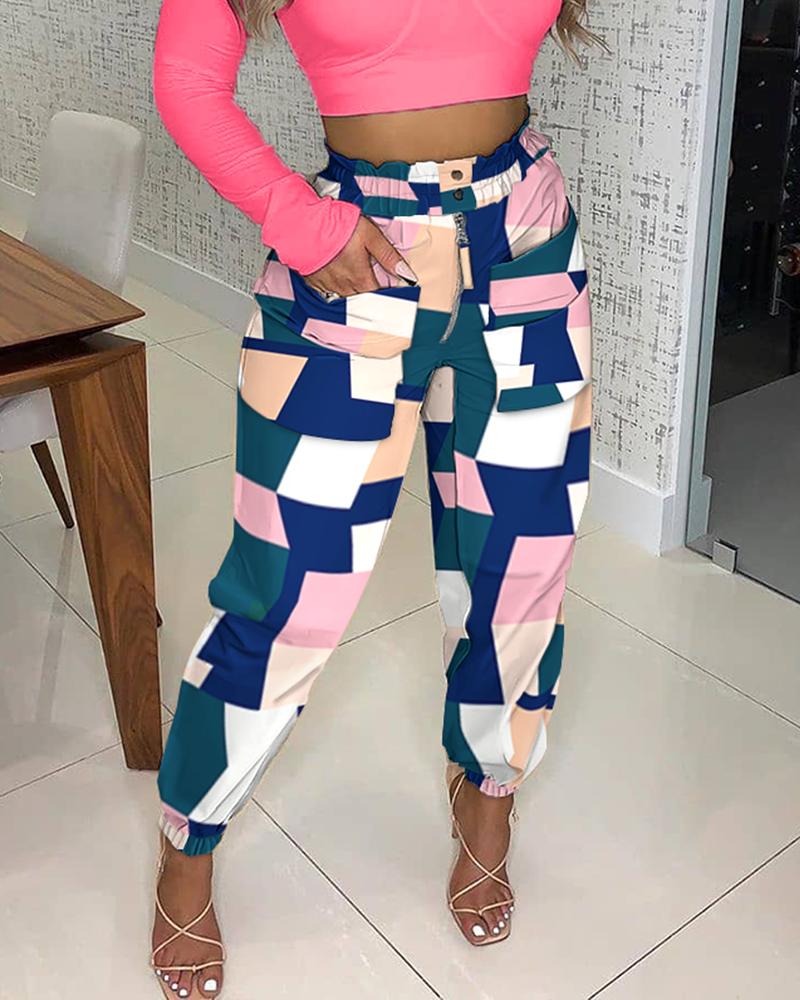 

Zipper Button Pocket Design Shirring Detail Graphic Print Pants, Multicolor