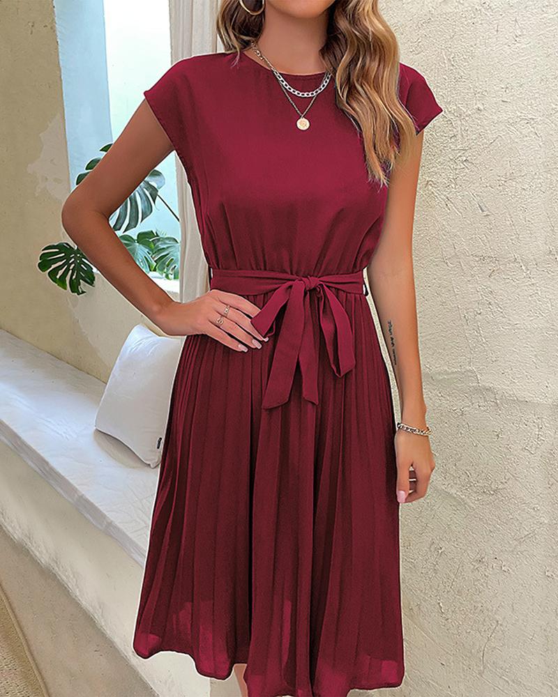 

Round Neck Tied Detail Pleated Casual Dress, Wine red