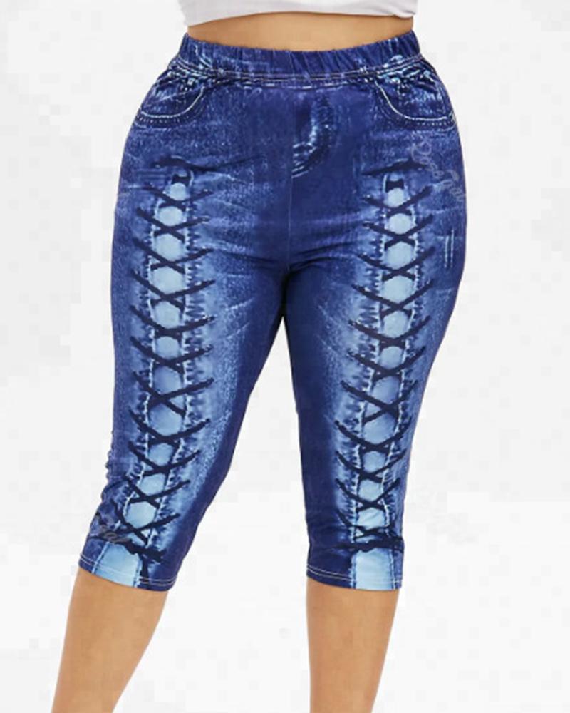 

Plus Size Denim Look Print Capris Pants, Blue