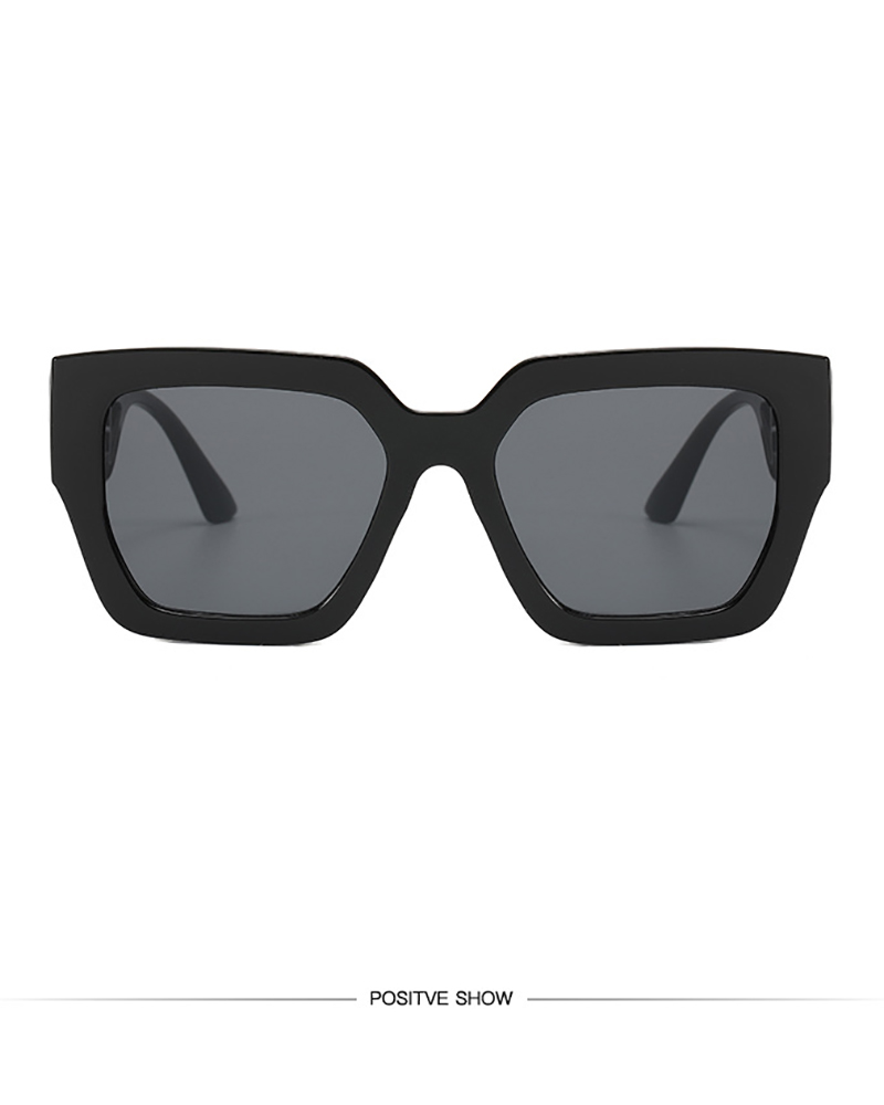 

1Pair Retro Hollow Out Letter Pattern Sunglasses, Style1