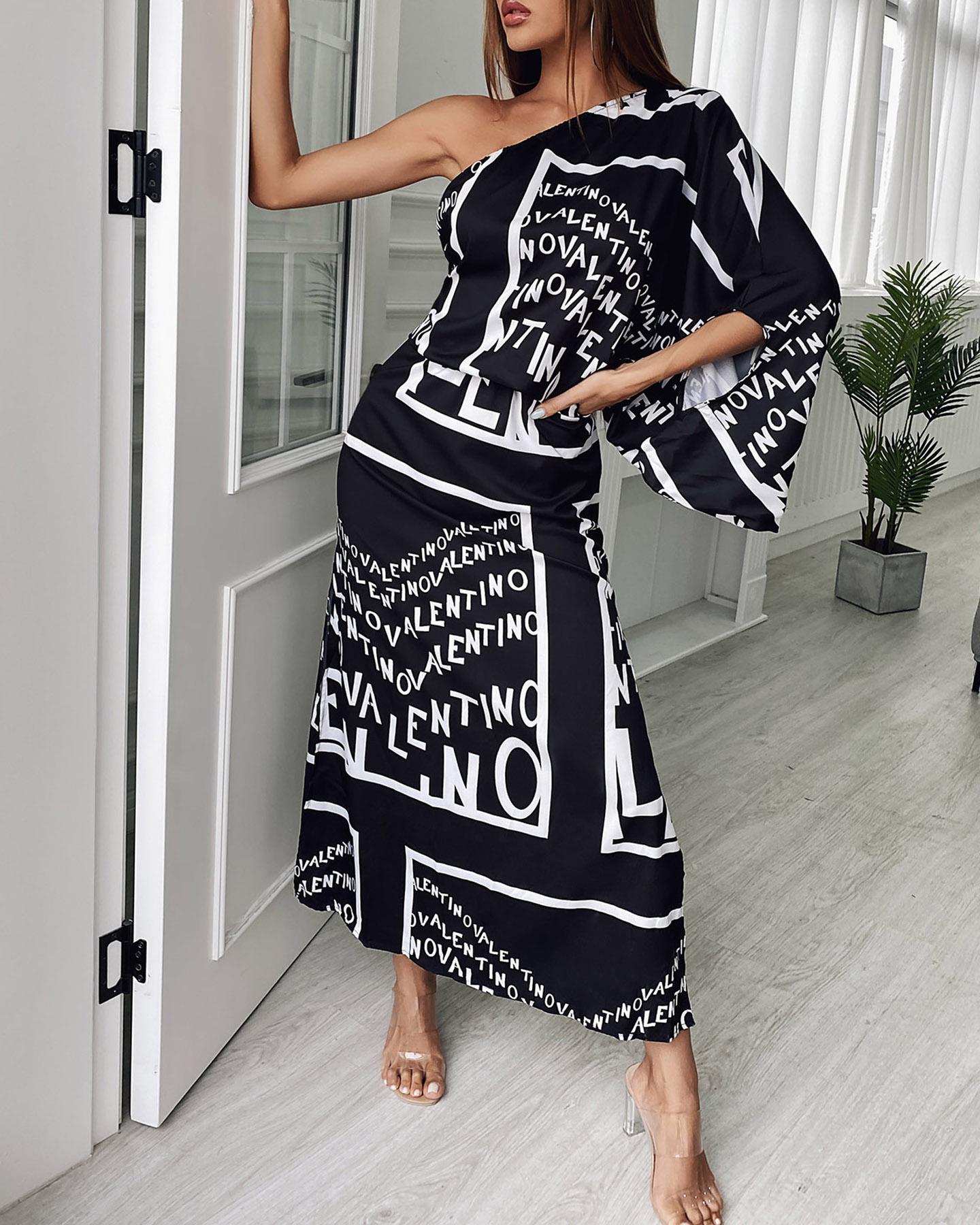 

Letter Print One shoulder Dress, Black