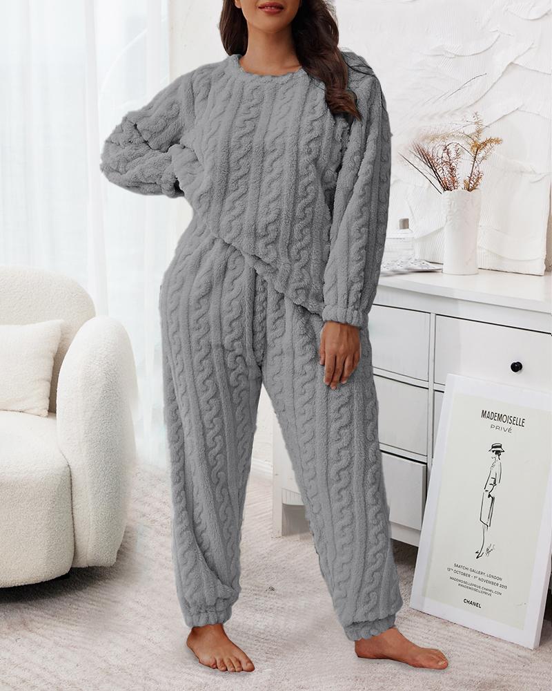 

Plus Size Cable Textured Fuzzy Pajamas Set, Gray