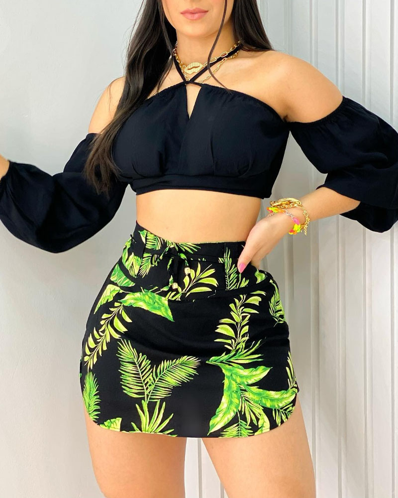 

Halter Crop Top & Tropical Print Skirt Set, Black