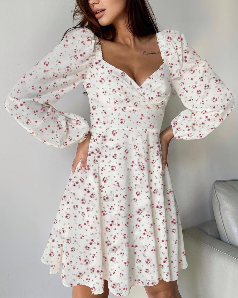 

Ditsy Floral Print Surplice Neck Long Sleeve Dress, White