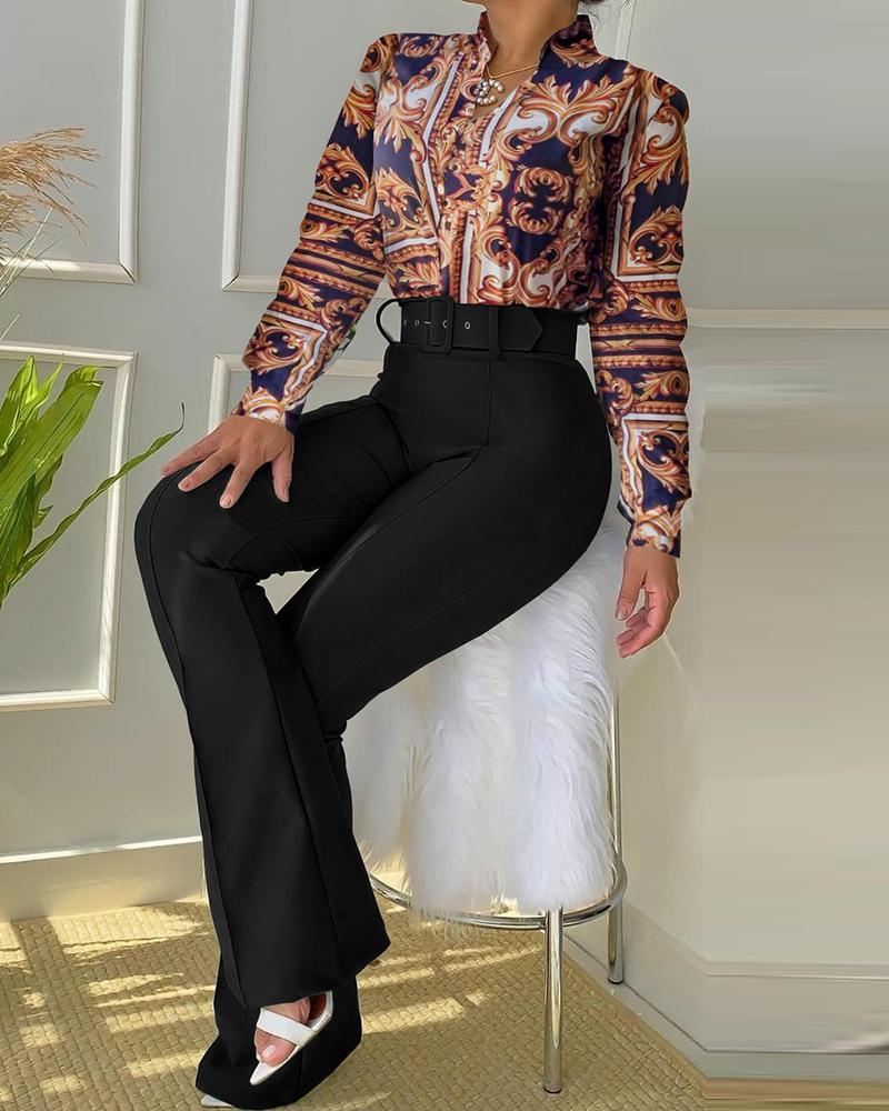 

Baroque Print Shirt & Plain Bootcut Pants Set With Belt, Black