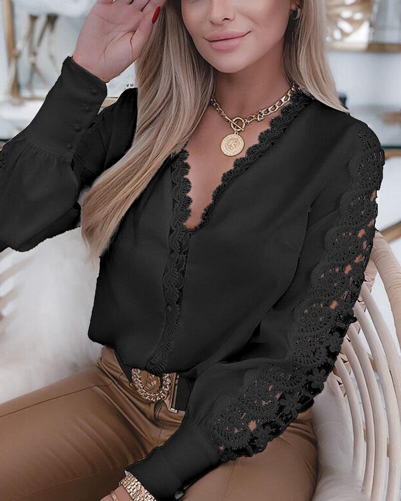 

Guipure Lace Patch Buttoned Top, Black