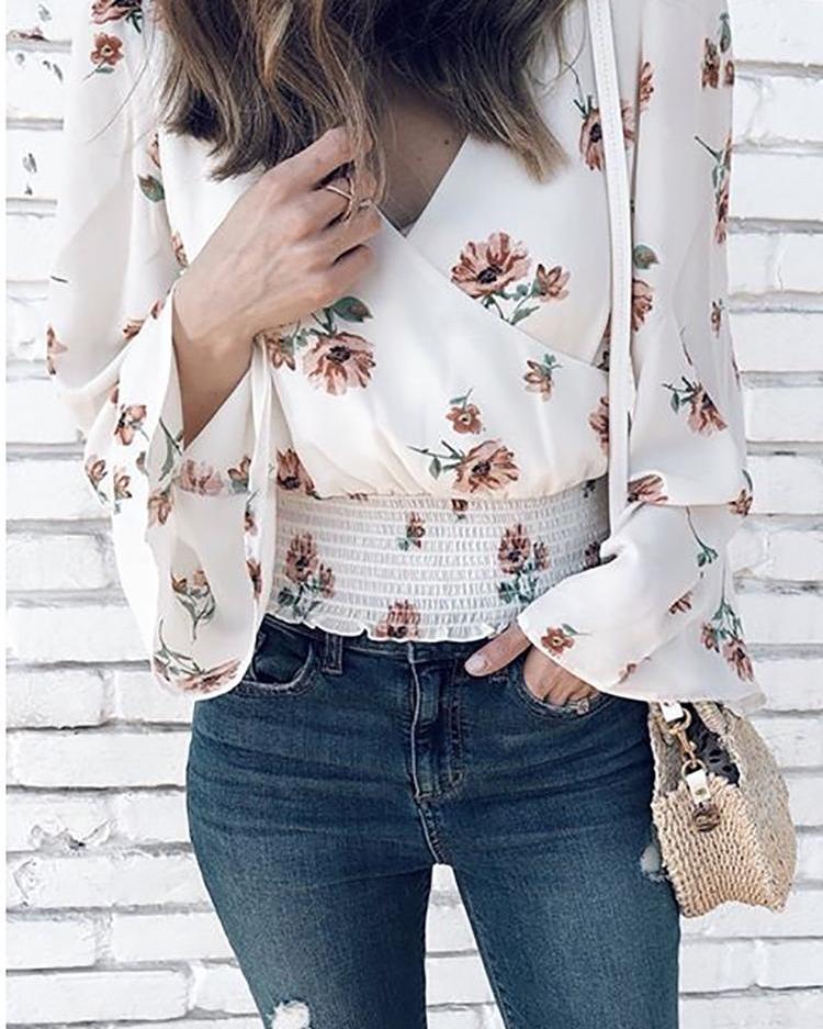 

Floral Print Flared Sleeve Shirring Wrap Top, White