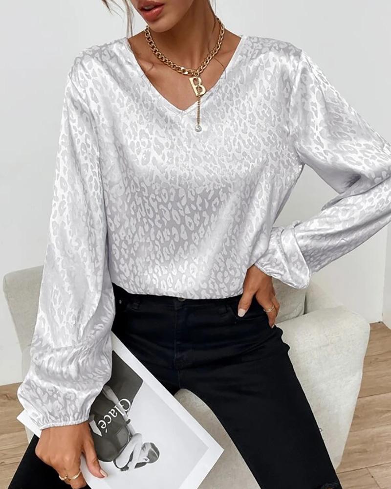 

Cheetah Print Lantern Sleeve Top, White