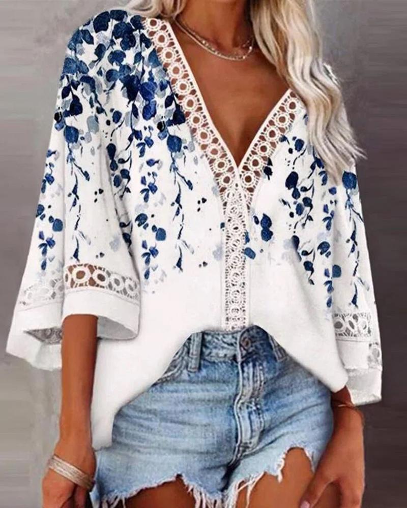

Plants Print Crochet Lace Bell Sleeve Top, White
