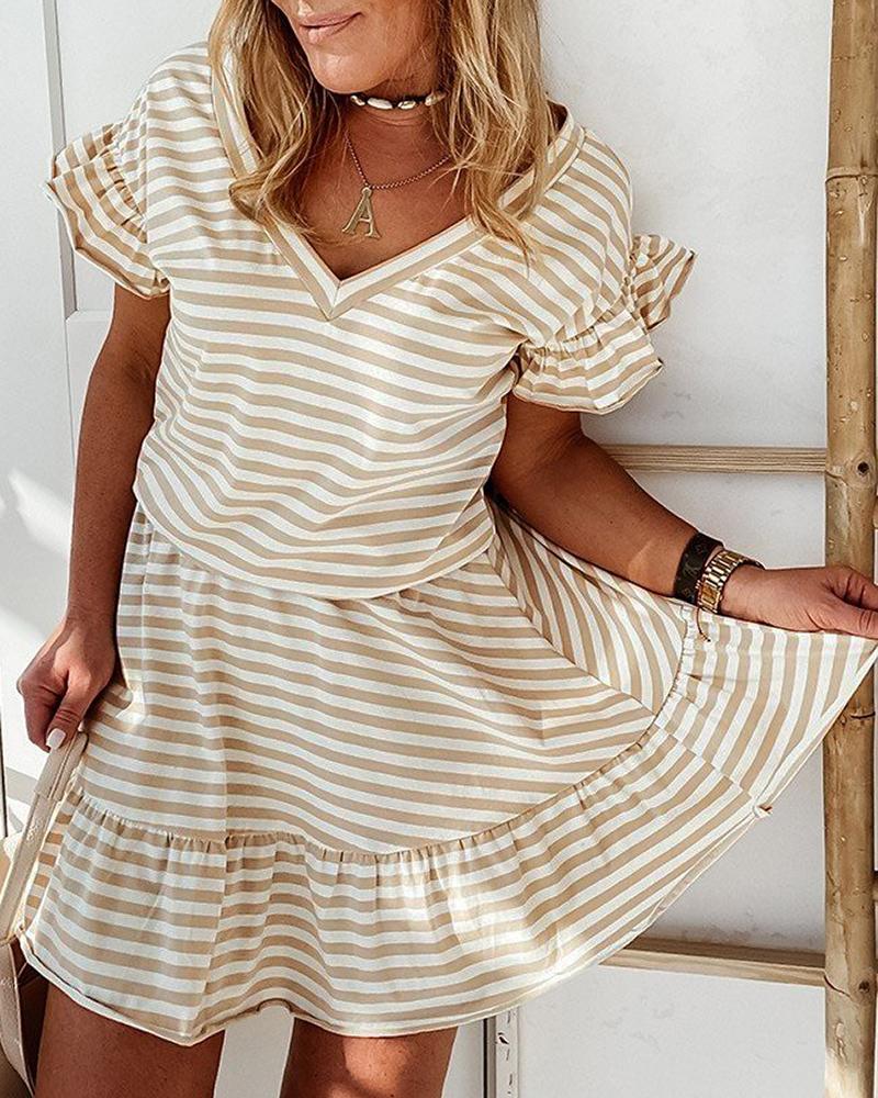 

Striped Print Flutter Sleeve Casual Dress, Khaki