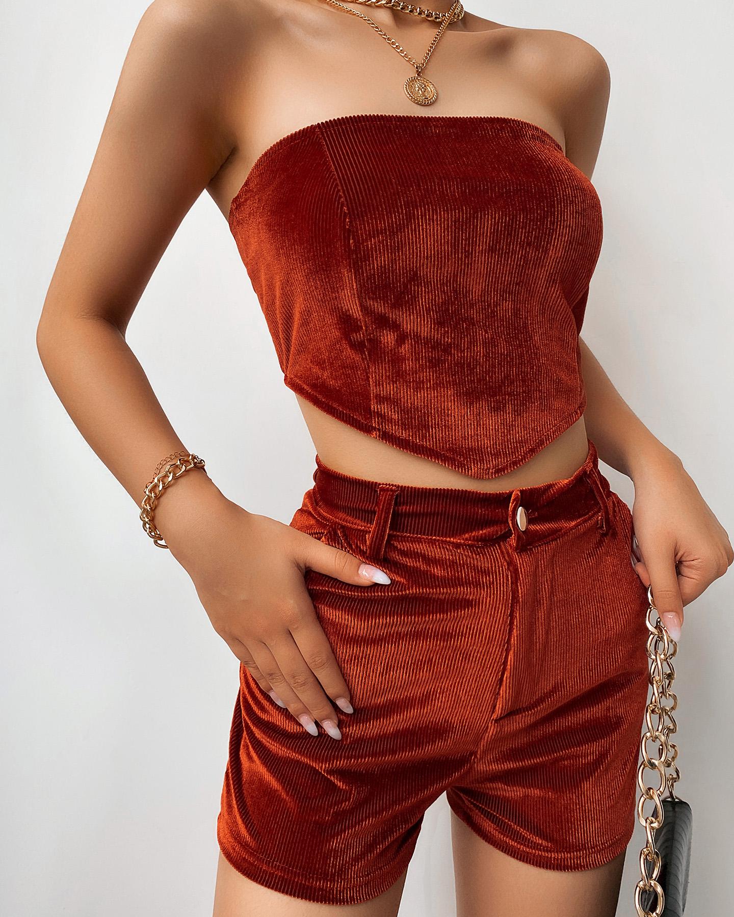 

Corduroy Bandeau Crop Top & Pocket Design Shorts Set, Red
