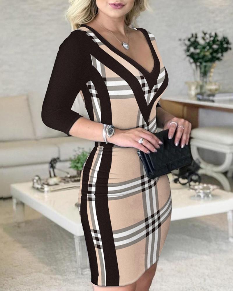 

Plaid Print Contrast Paneled V-Neck Bodycon Dress, Khaki
