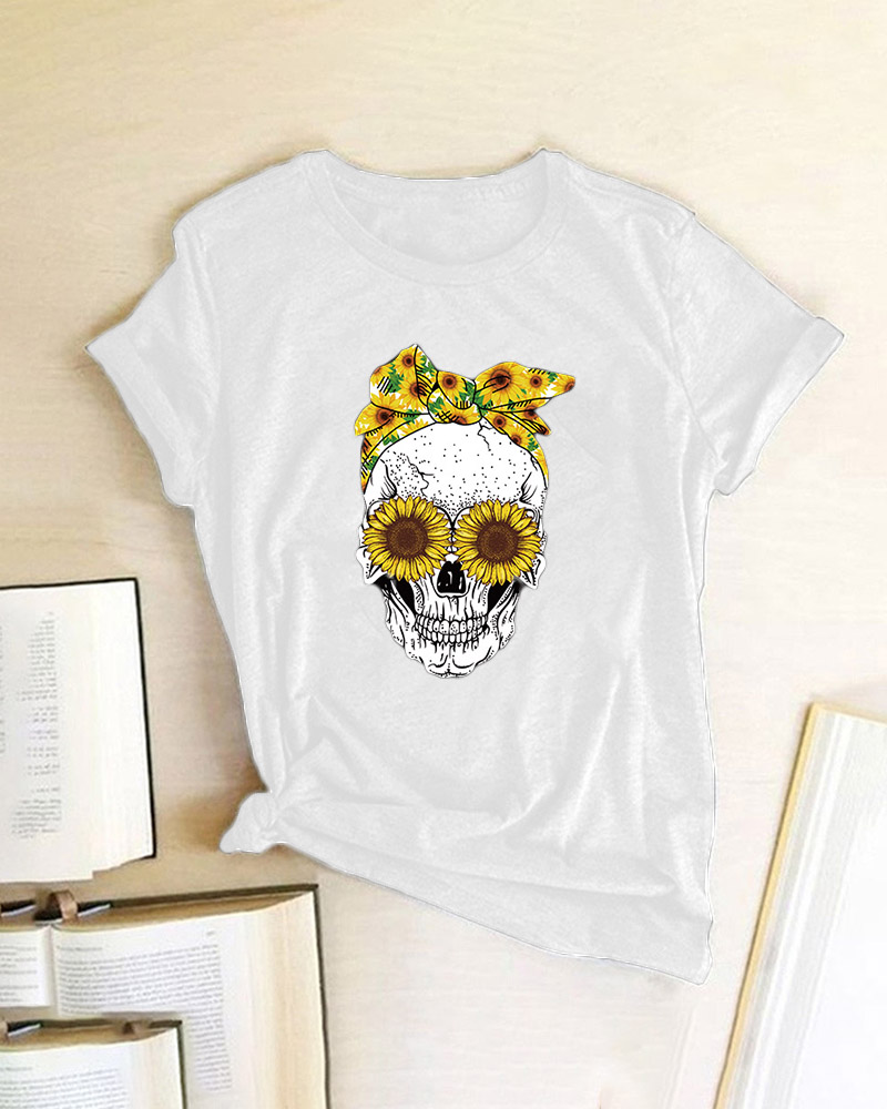 

Skull Print Sunflower Pattern Short Sleeve Casual T-shirt, White