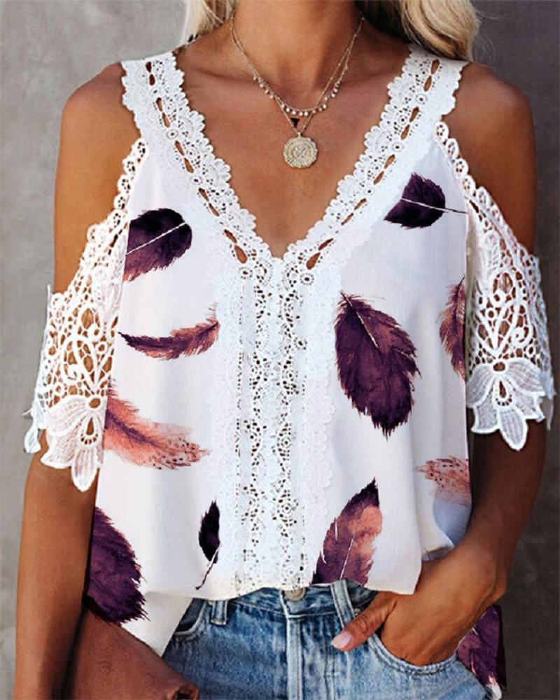 

Cold Shoulder Lace Patch Feather Print T-shirt, White