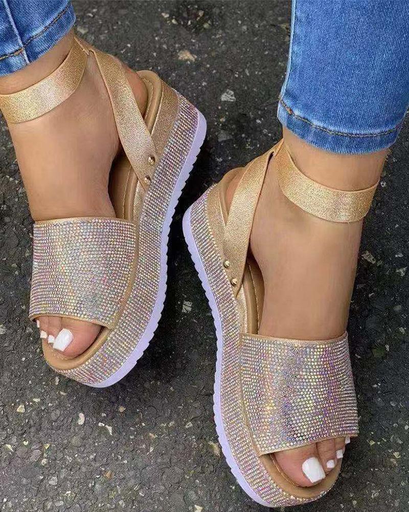 

Sandalias planas con tira al tobillo y estampado integral, Gold