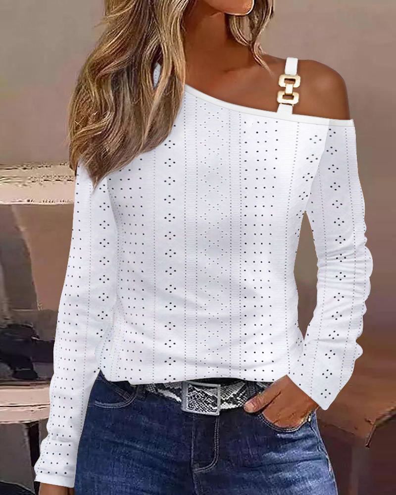 

Cold Shoulder Chain Decor Eyelet Embroidery Top, White
