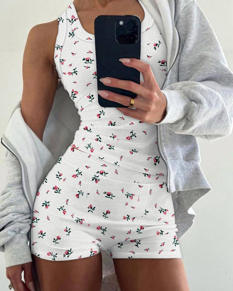 

Conjunto de 2 peças com estampa floral, regata com decote em U e shorts com cós elástico, corte slim e canelado, White