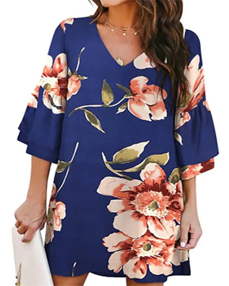 

V-Neck Ruffle Hem Floral Print Casual Dress, Purplish blue