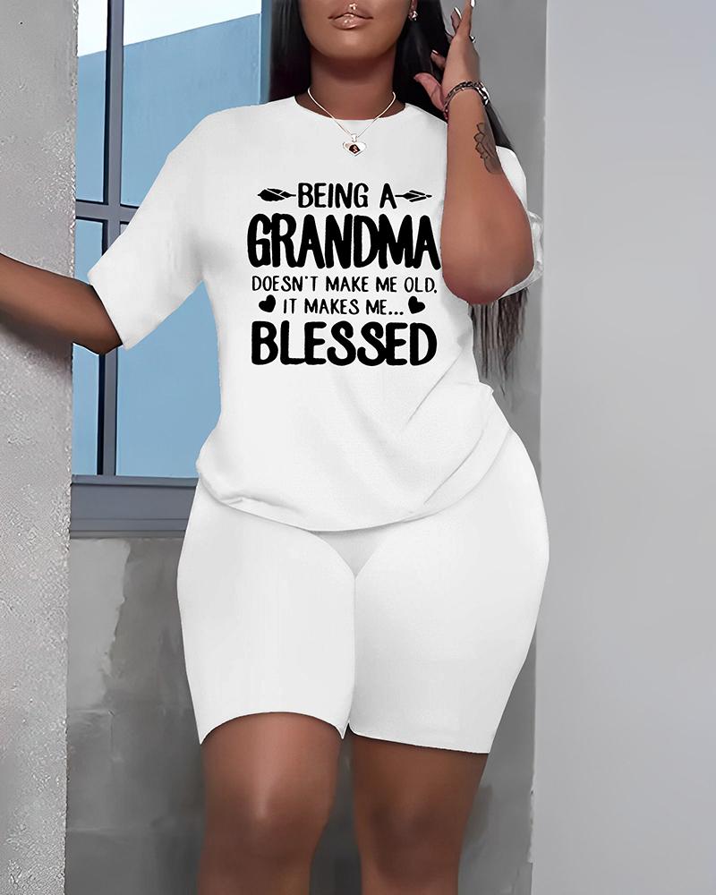 

Plus Size Slogan Print Top & High Waist Shorts Set, White