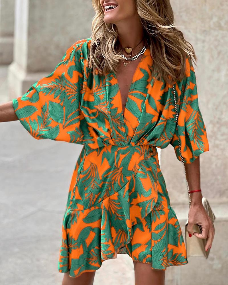 

Batwing Sleeve Tropical Print Ruffle Hem Dress, Orange