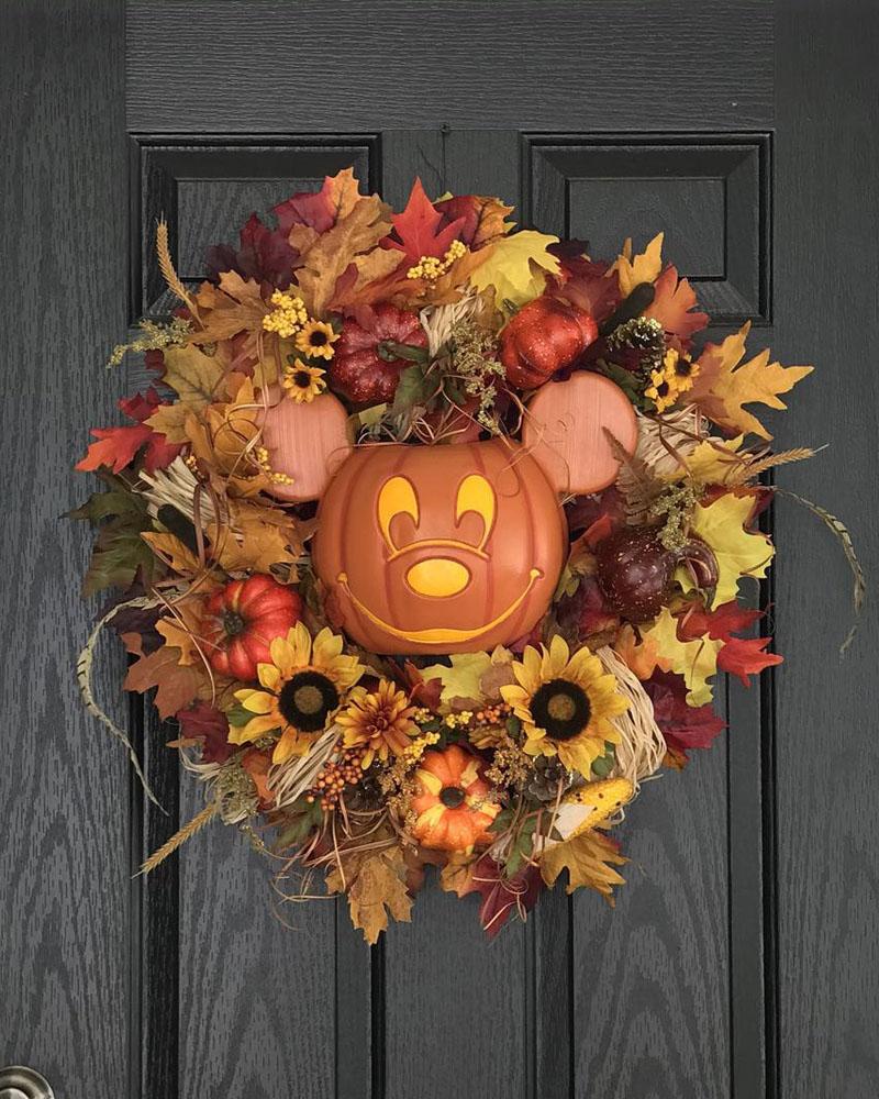 

Fall Pumpkin Door Wreath Mickey Mouse Wreath Front Door Pumpkins Fall Maple Leaf Wreath Halloween Indoor Outdoor Decoration, Style1