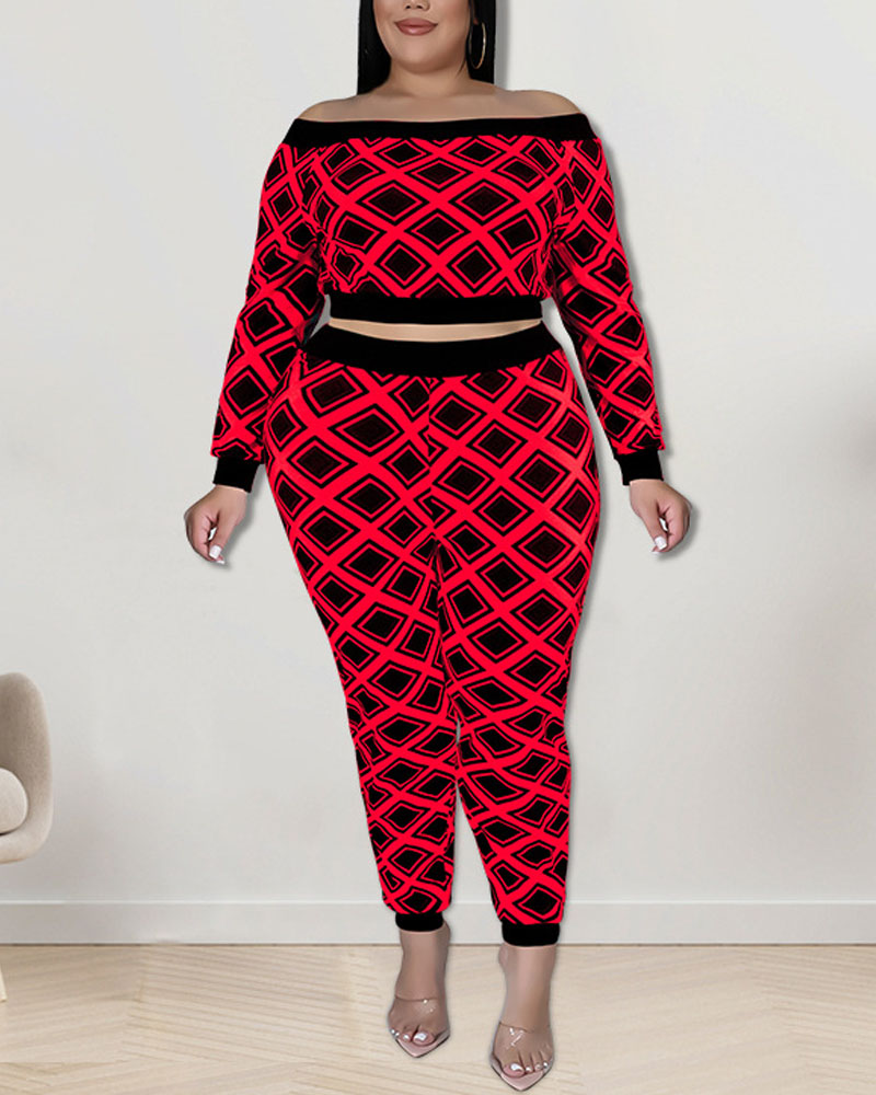 

Plus Size Geometric Print Off Shoulder Crop Top & Pants Set, Red